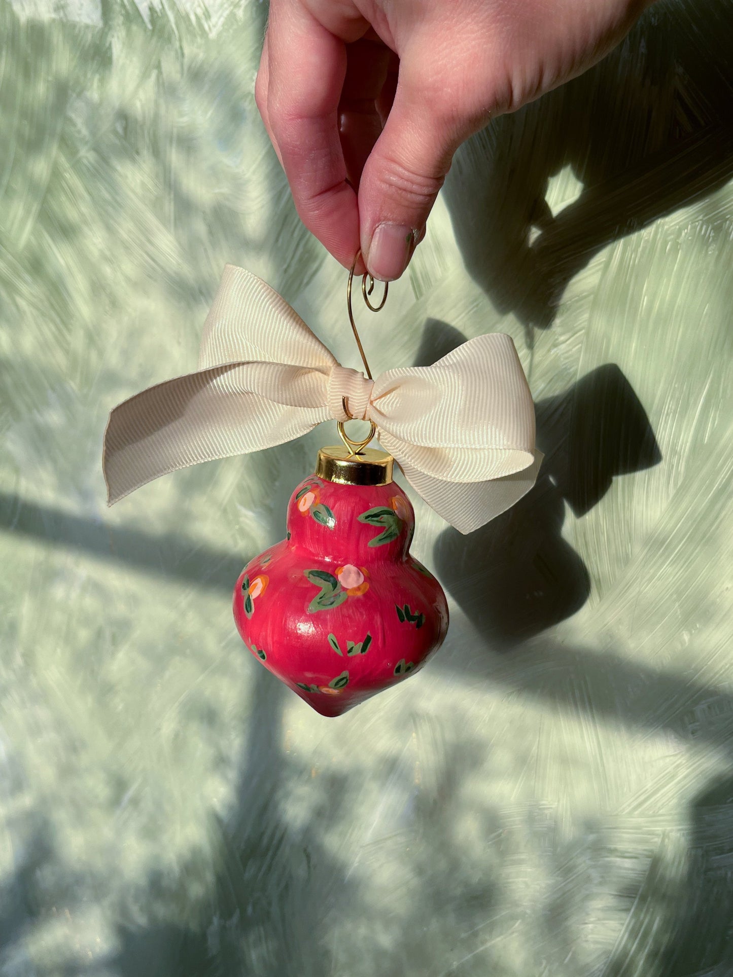 Pink Grapefruit on Berry Kiss Bauble | Holiday 2024 Limited Edition